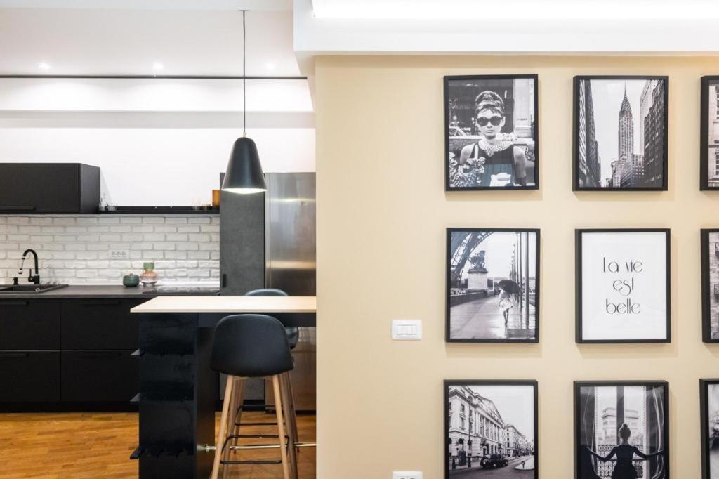 בוקרשט Wonderful Victorie Apartment מראה חיצוני תמונה